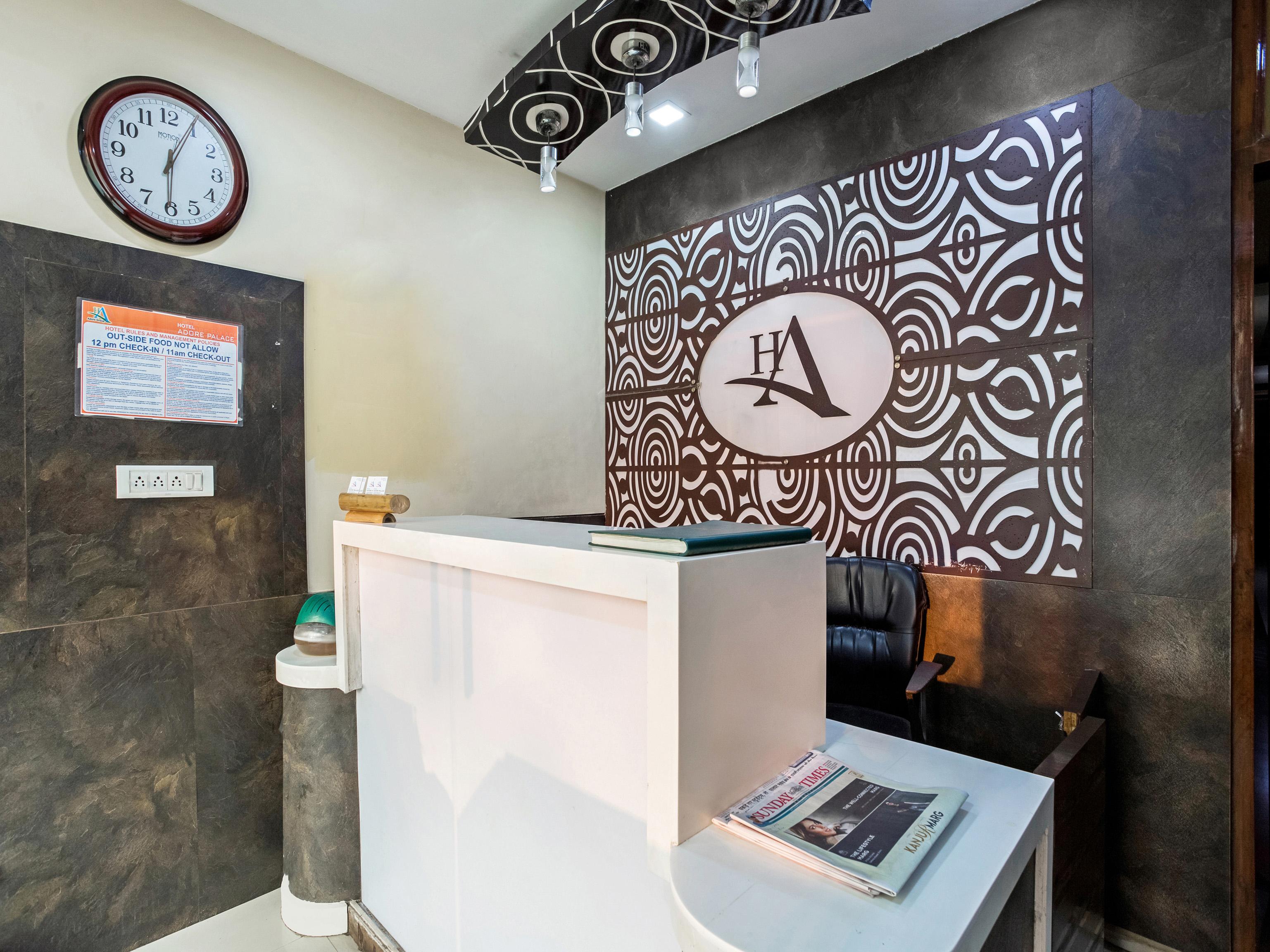 Hotel Adore Palace Bombaj Zewnętrze zdjęcie