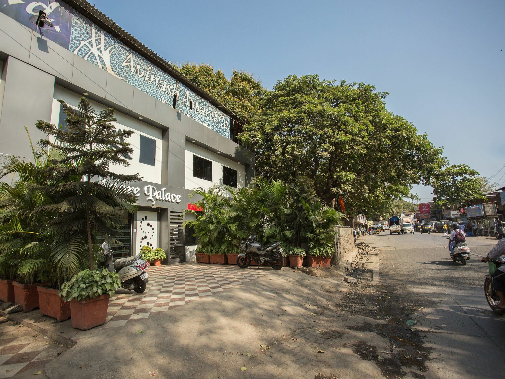 Hotel Adore Palace Bombaj Zewnętrze zdjęcie